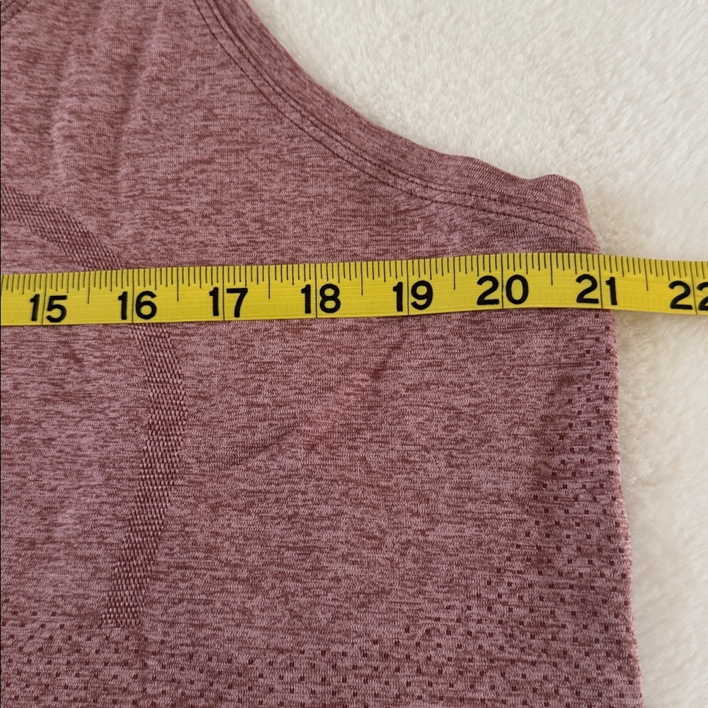 Lululemon Swiftly Racerback Tank - Picture 2 of 7